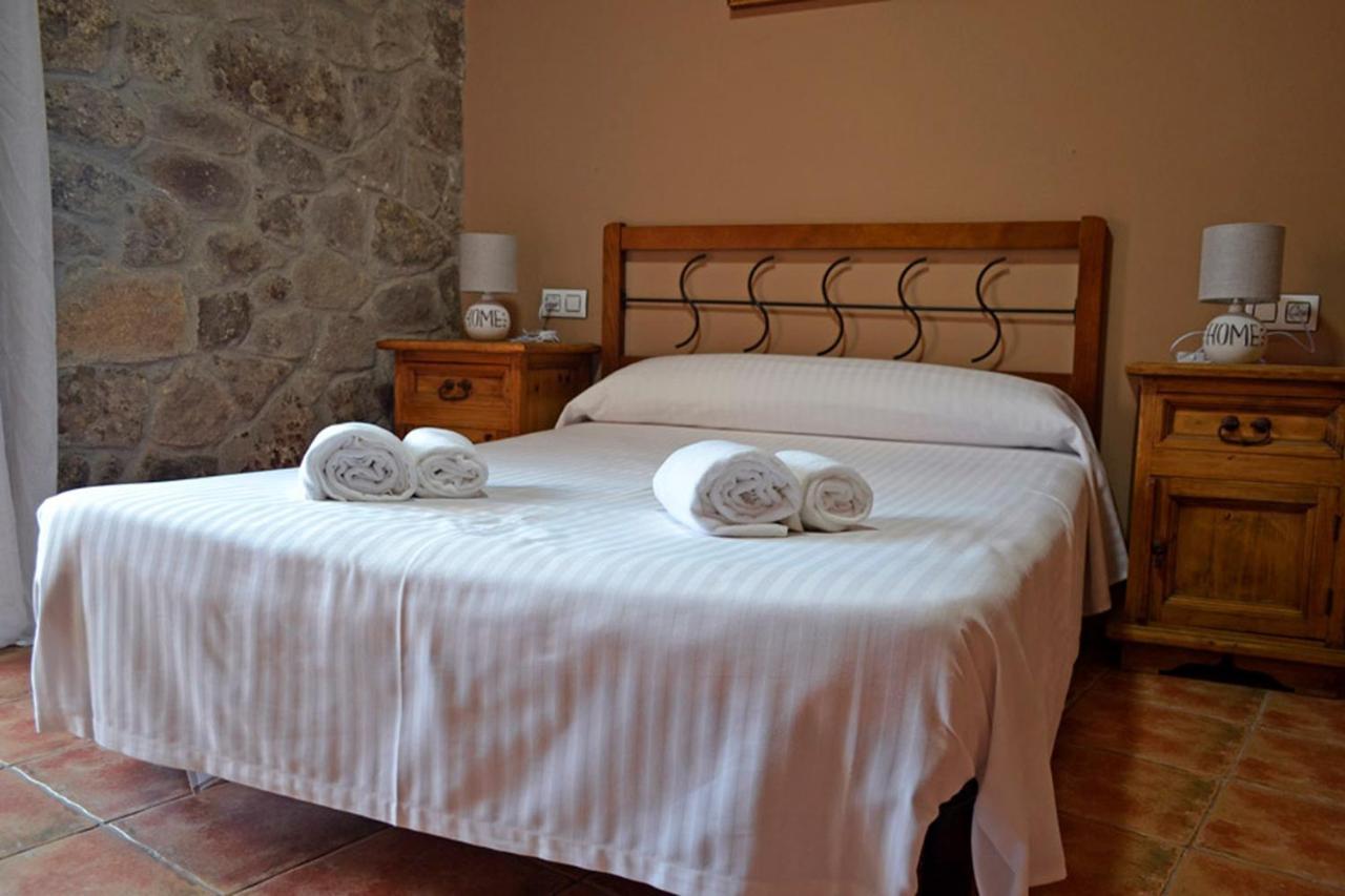 Hotel Rural La Casa De Irene Lubian Exterior photo