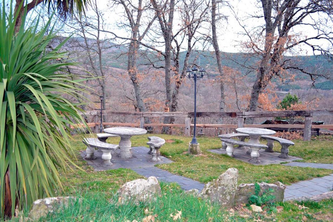 Hotel Rural La Casa De Irene Lubian Exterior photo